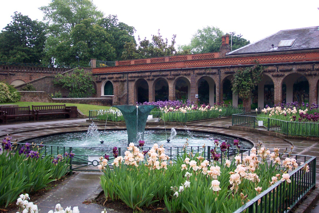 Holland Park Heaven The Top Floor Flat Meaghan Fitzgerald